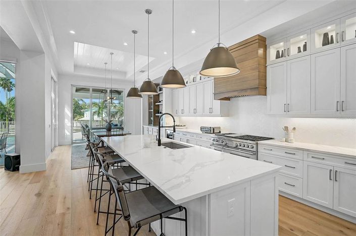 Image No.14-3 Bed Property for sale