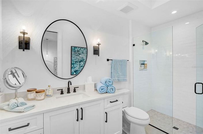 Image No.28-3 Bed Property for sale