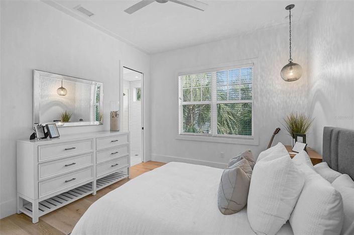 Image No.31-3 Bed Property for sale