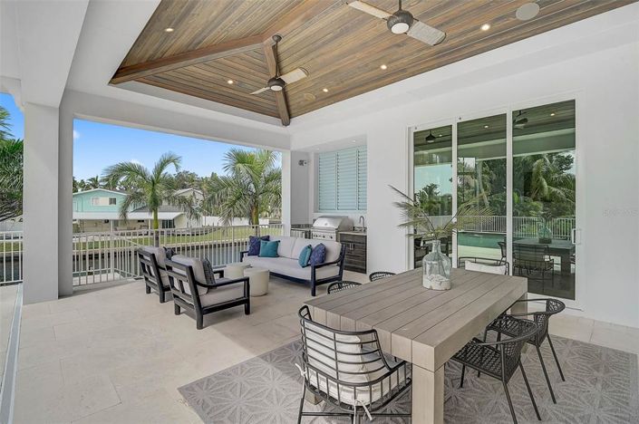 Image No.43-3 Bed Property for sale