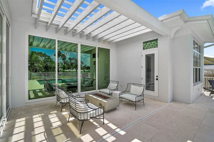 Image No.44-3 Bed Property for sale