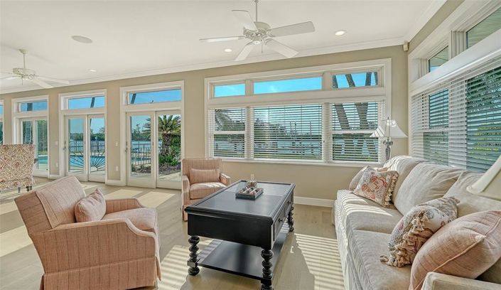 Image No.27-4 Bed Property for sale