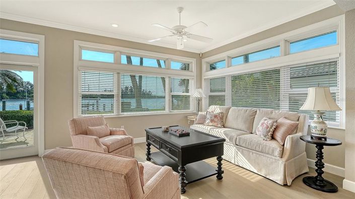 Image No.28-4 Bed Property for sale