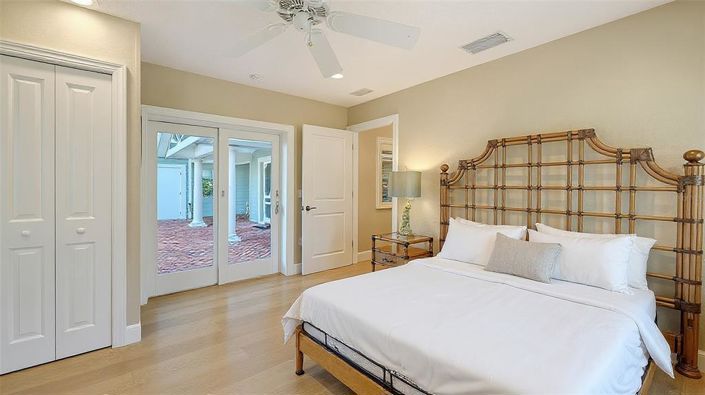 Image No.41-4 Bed Property for sale