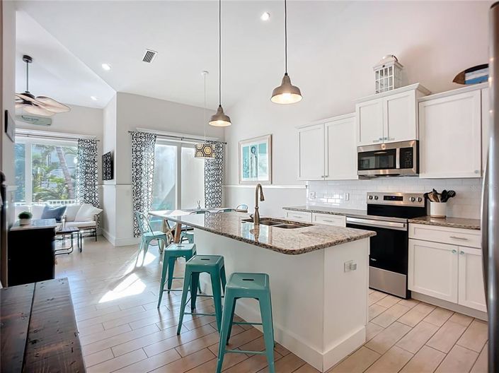 Image No.7-Propriété de 4 chambres à vendre à Holmes Beach