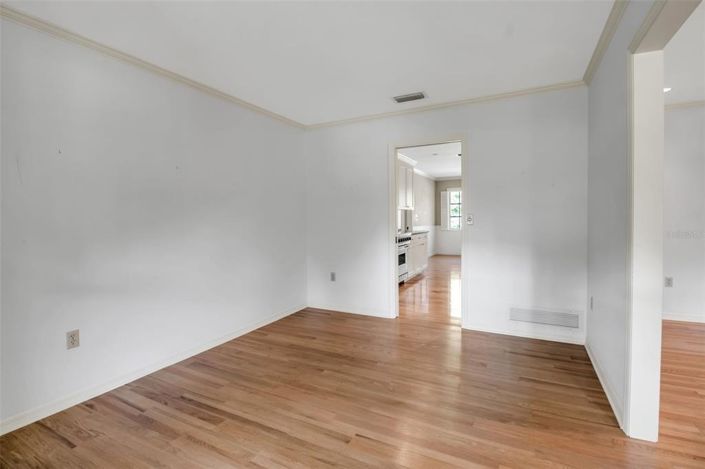 Image No.12-4 Bed Property for sale