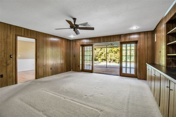 Image No.24-4 Bed Property for sale