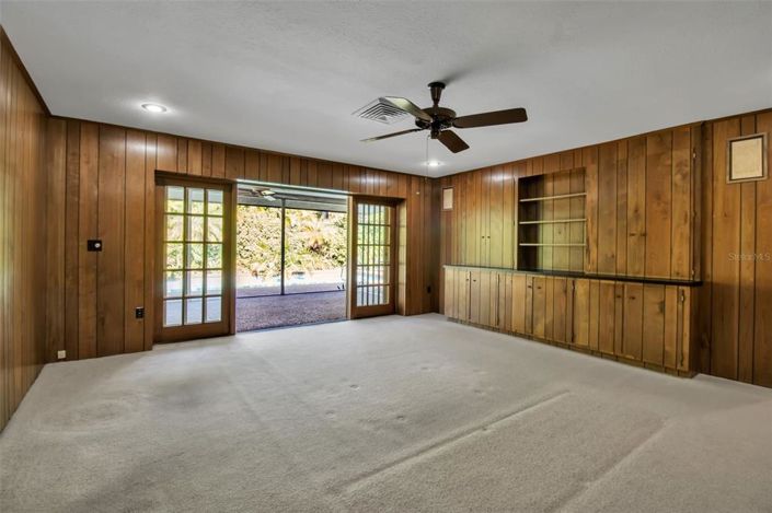 Image No.25-4 Bed Property for sale