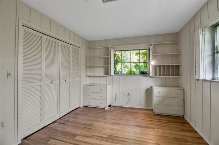 Image No.40-4 Bed Property for sale