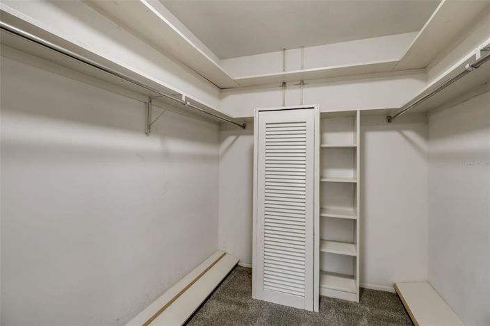 Image No.48-4 Bed Property for sale