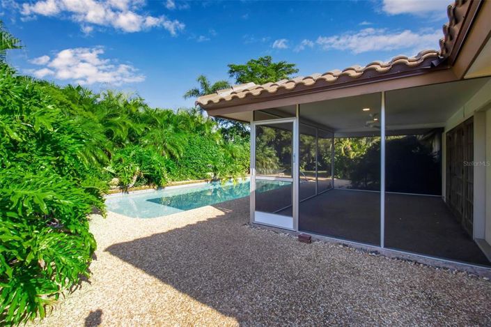 Image No.56-4 Bed Property for sale