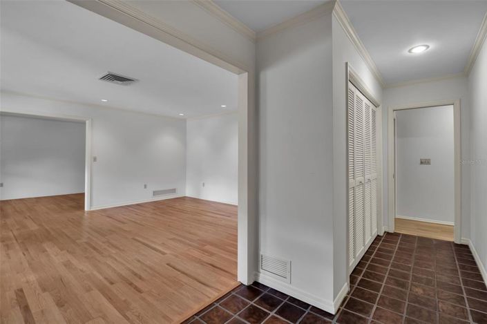 Image No.6-4 Bed Property for sale