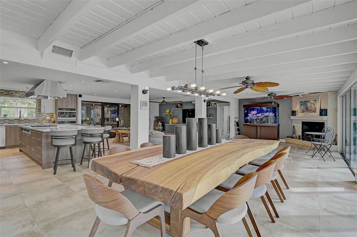 Image No.21-3 Bed Property for sale