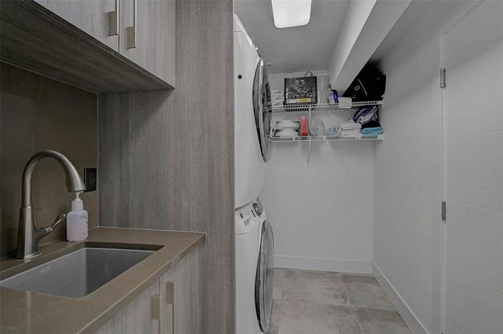 Image No.22-3 Bed Property for sale