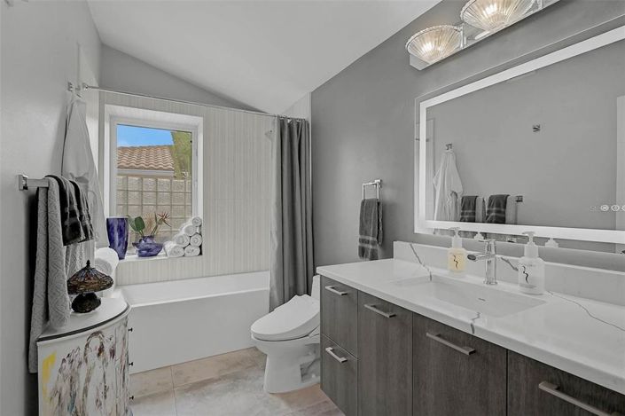 Image No.26-3 Bed Property for sale