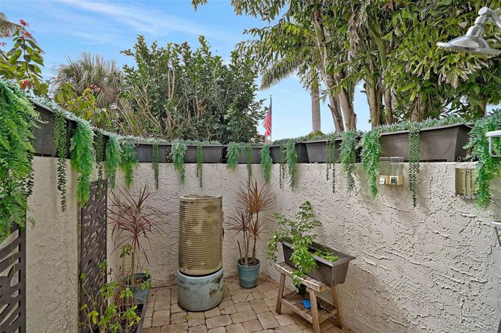 Image No.35-3 Bed Property for sale