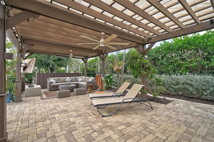 Image No.39-3 Bed Property for sale