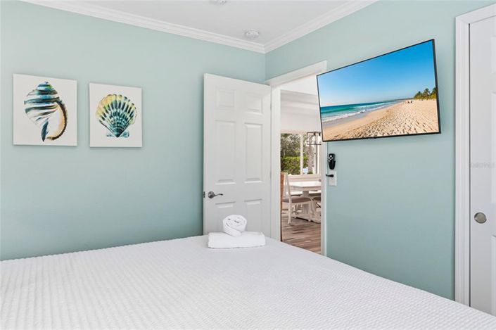 Image No.32-2 Bed Property for sale