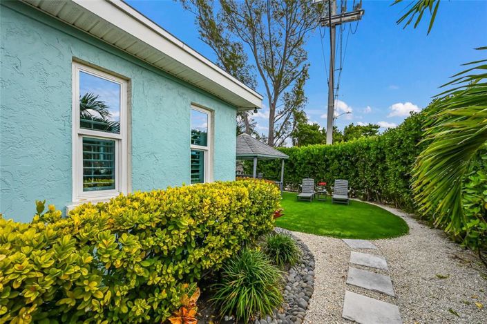 Image No.39-2 Bed Property for sale