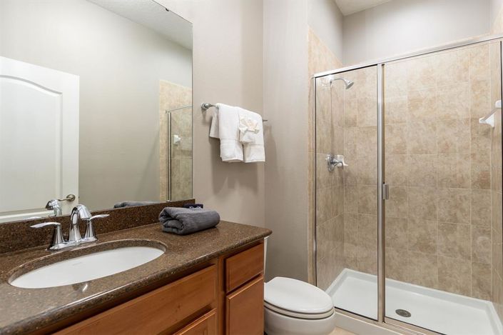 Image No.22-4 Bed Townhouse for sale