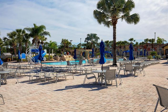 Image No.27-4 Bed Townhouse for sale