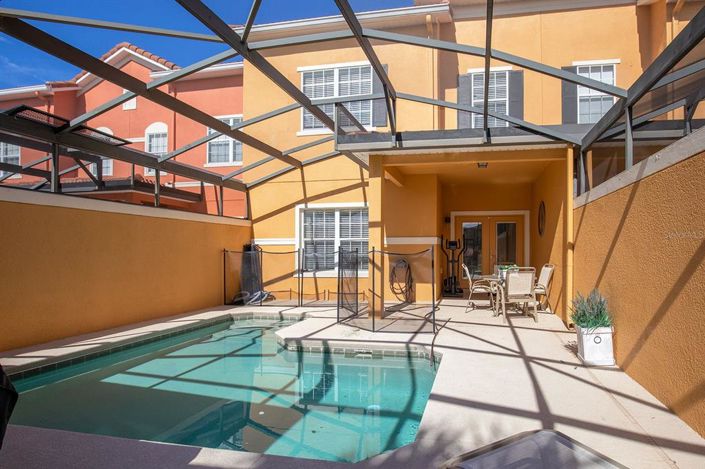 Image No.3-4 Bed Townhouse for sale