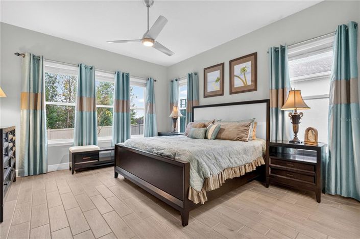 Image No.11-3 Bed Property for sale