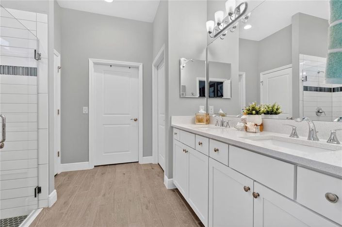 Image No.13-3 Bed Property for sale