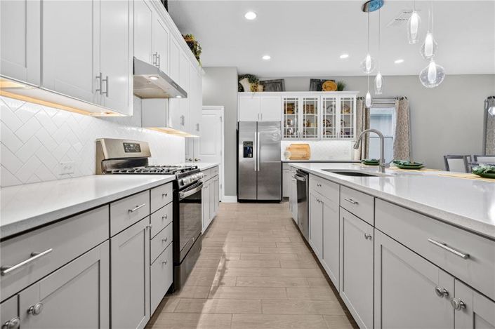 Image No.3-3 Bed Property for sale