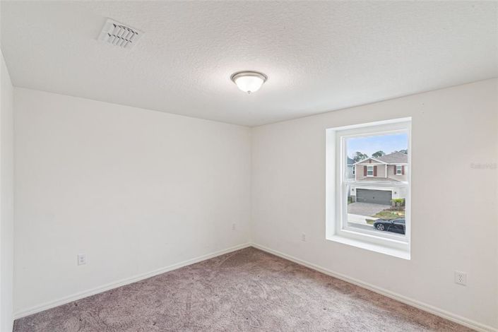 Image No.19-Propriété de 4 chambres à vendre à Clermont