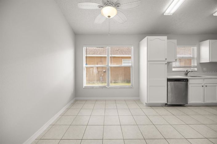 Image No.5-Propriété de 5 chambres à vendre à Kissimmee