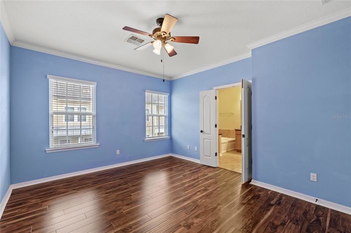 Image No.17-2 Bed Townhouse for sale