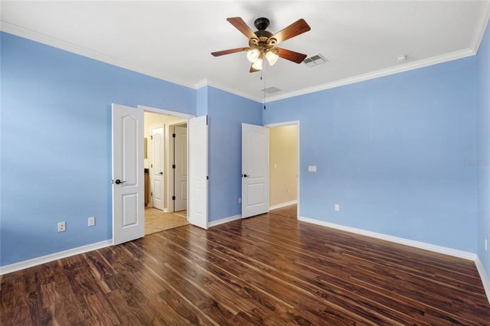 Image No.18-2 Bed Townhouse for sale