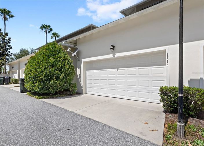 Image No.25-2 Bed Townhouse for sale