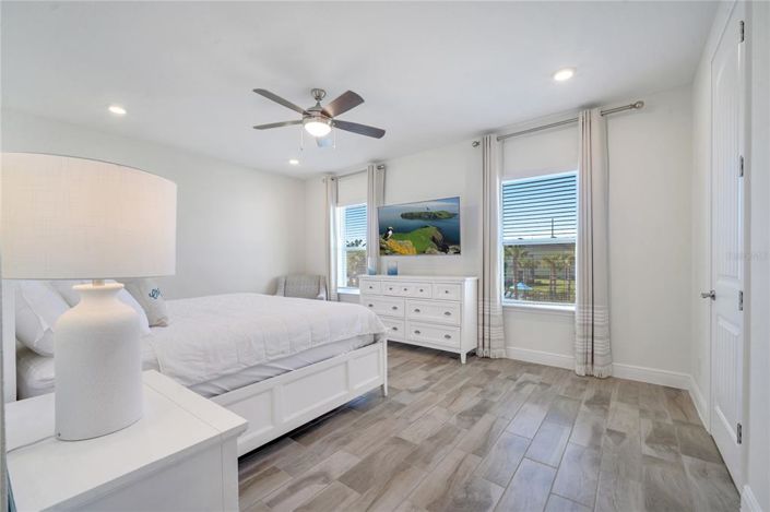 Image No.11-4 Bed Townhouse for sale