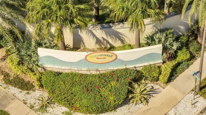 Image No.4-4 Bed Townhouse for sale