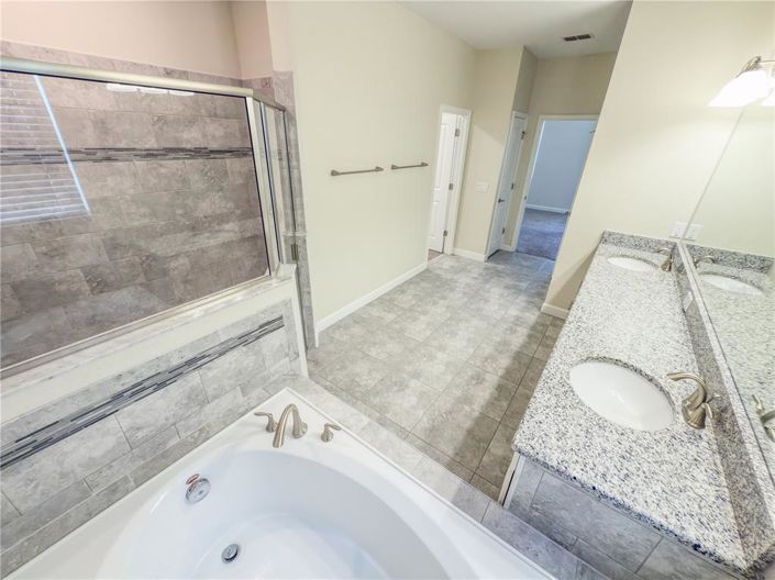 Image No.11-4 Bed Property for sale