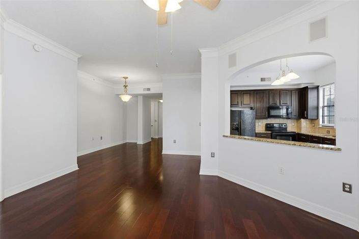 Image No.12-2 Bed Property for sale