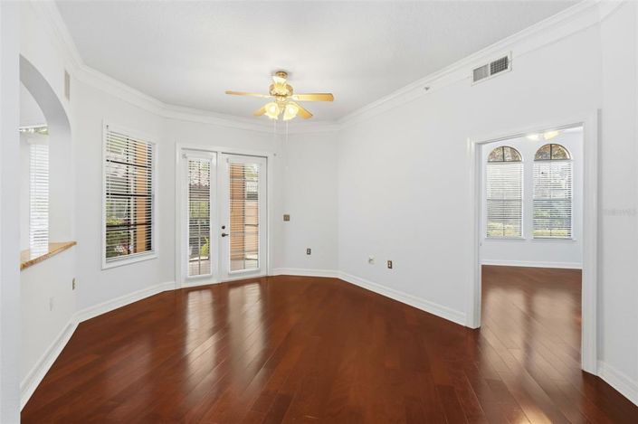 Image No.8-2 Bed Property for sale