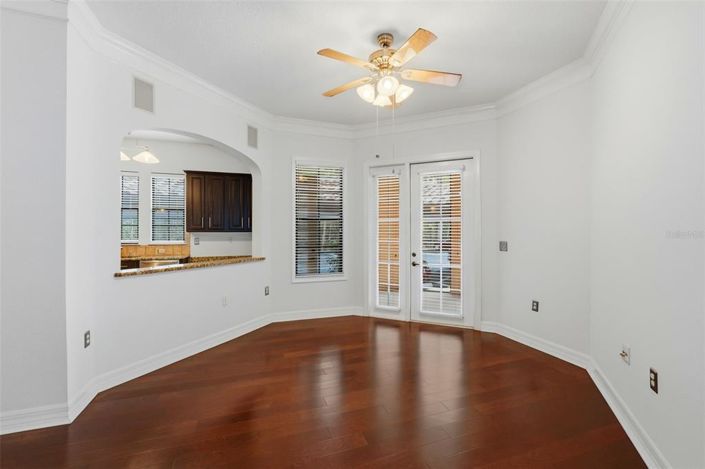 Image No.9-2 Bed Property for sale