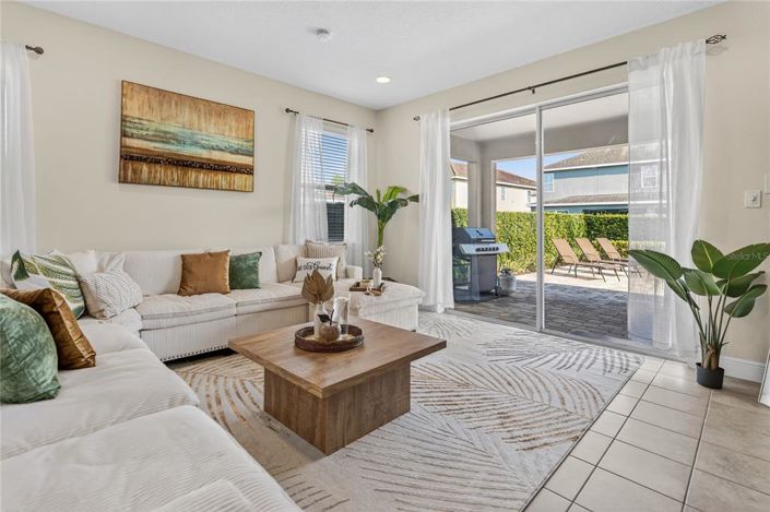 Image No.15-11 Bed Property for sale