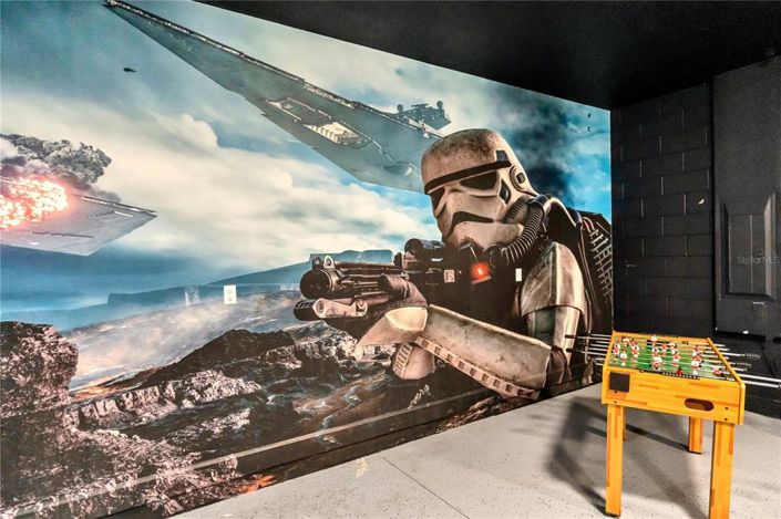 Image No.17-11 Bed Property for sale