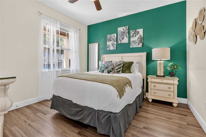 Image No.30-11 Bed Property for sale