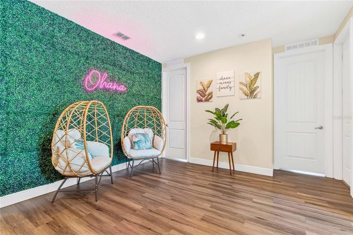 Image No.32-11 Bed Property for sale