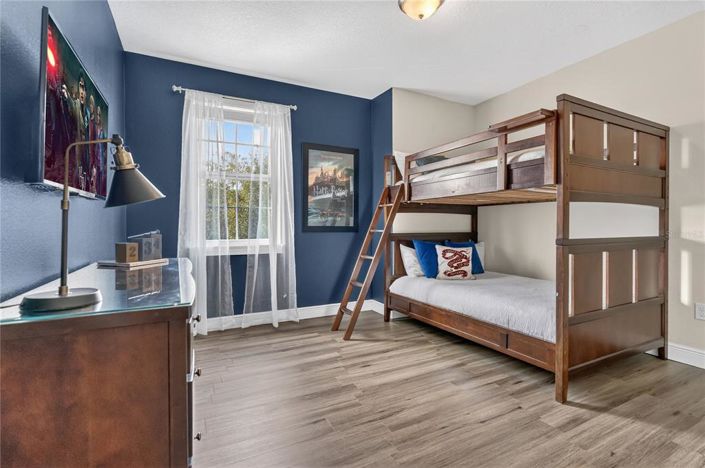 Image No.35-11 Bed Property for sale