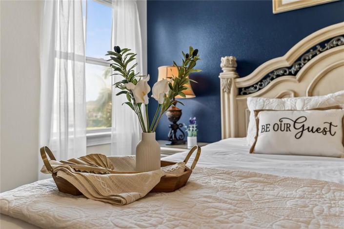 Image No.50-11 Bed Property for sale