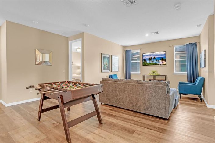 Image No.29-9 Bed Property for sale