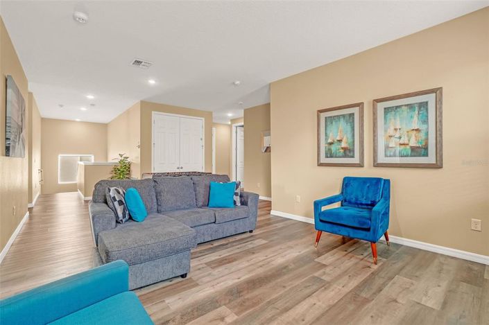 Image No.30-9 Bed Property for sale