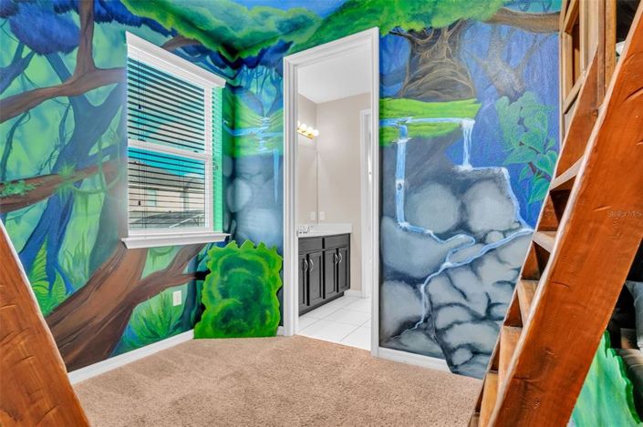 Image No.38-9 Bed Property for sale