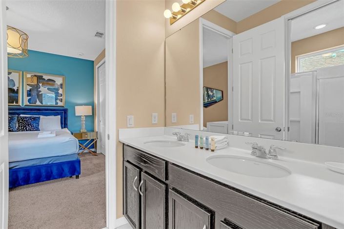 Image No.45-9 Bed Property for sale